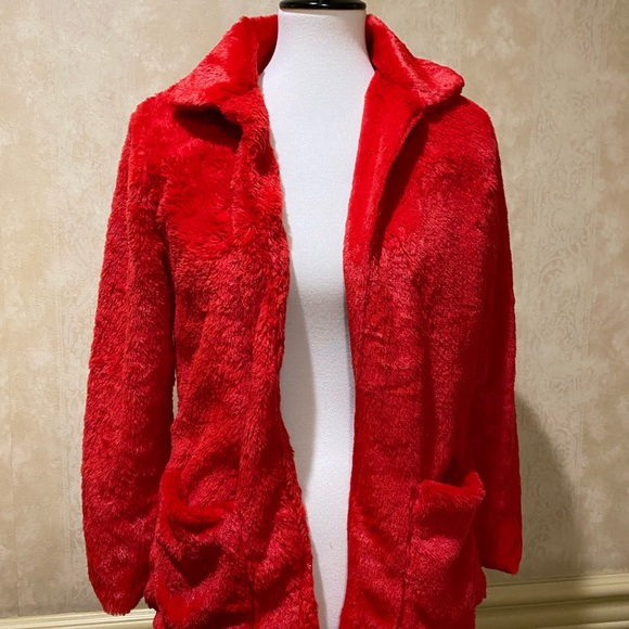 Red Fur Jacket - Picture 7 of 10